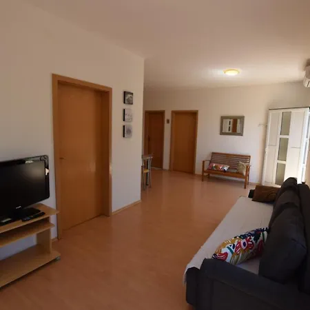Apartament Petar 2 *