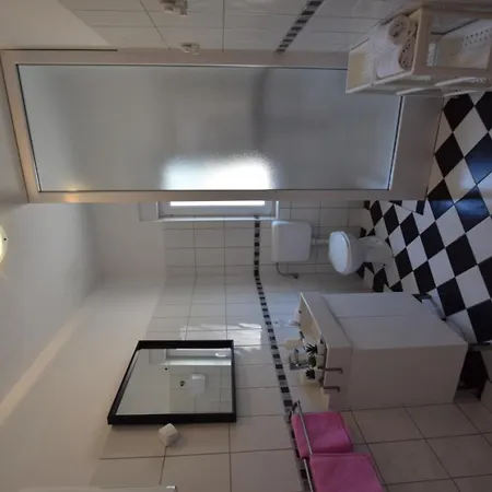 Petar 2 Apartment Mandre